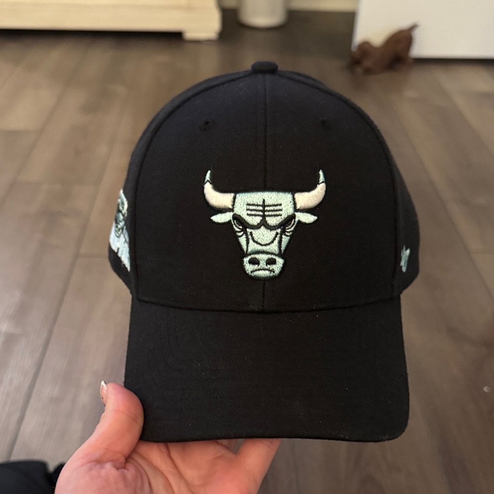 *Men’s Chicago Bulls Hat